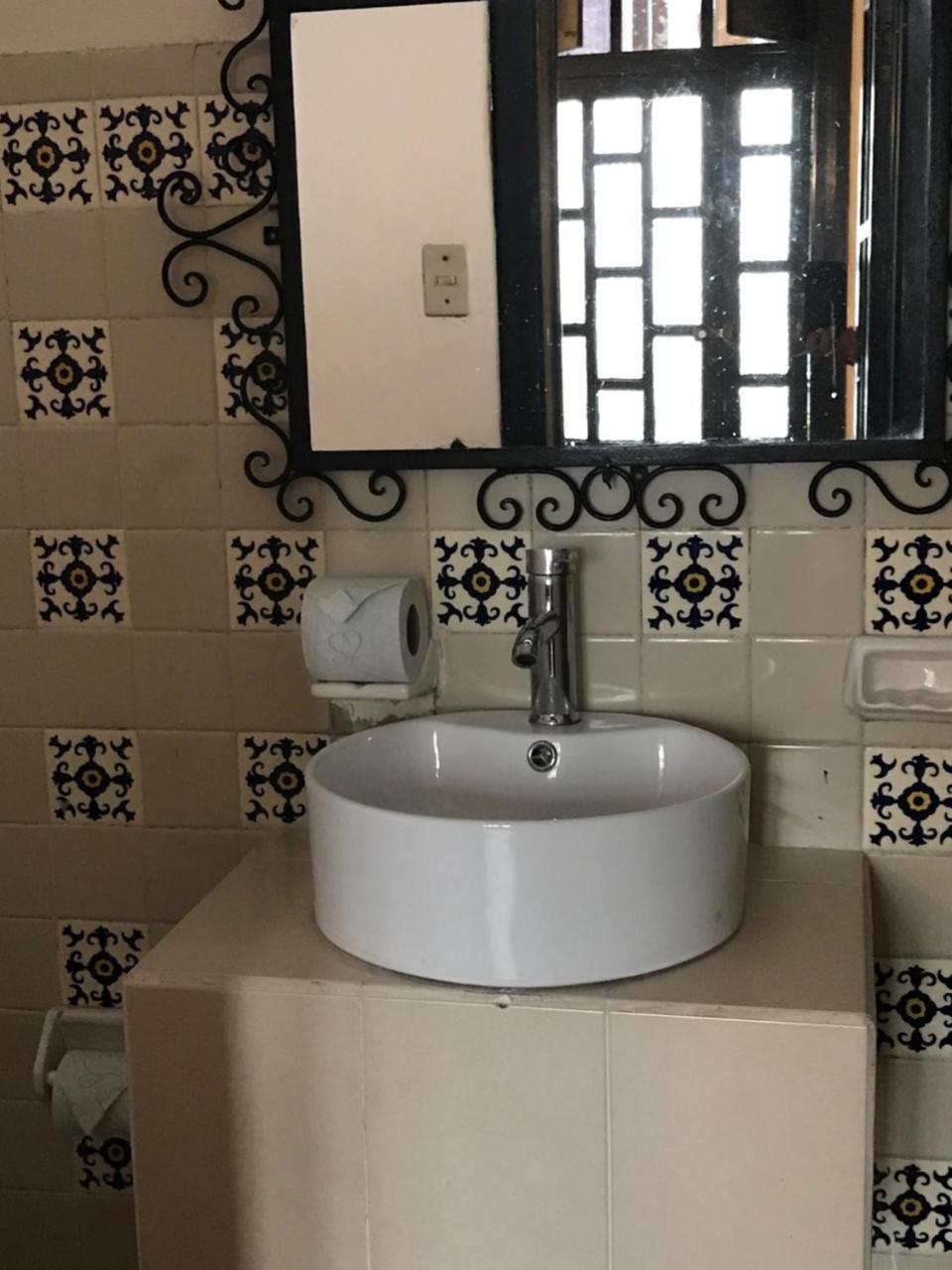 Hotel Villa De Flores Uruapan  Kültér fotó