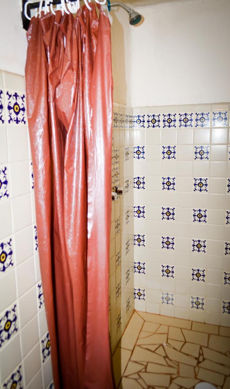 Hotel Villa De Flores Uruapan  Kültér fotó