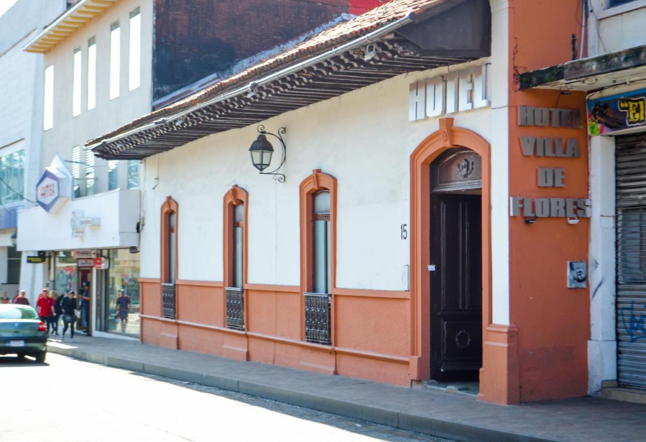 Hotel Villa De Flores Uruapan  Kültér fotó