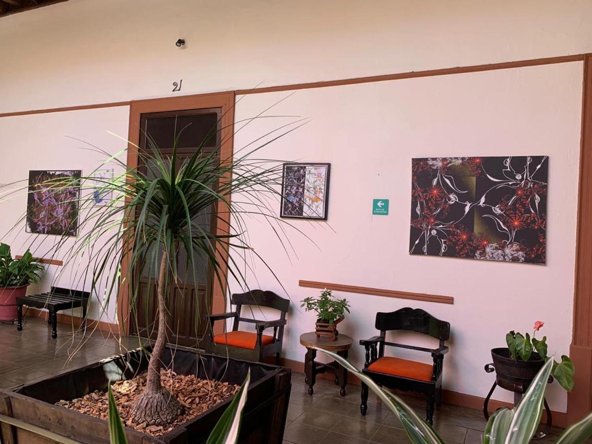 Hotel Villa De Flores Uruapan  Kültér fotó